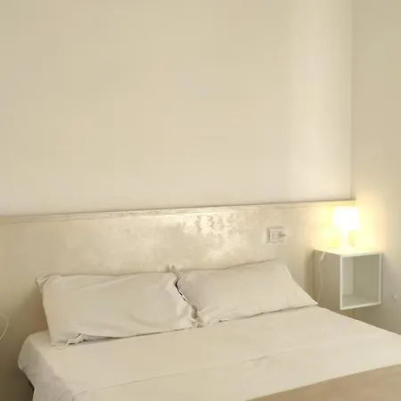 Szálloda Paris 2*